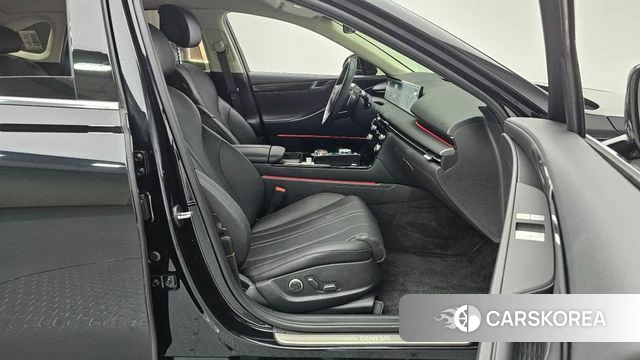 Genesis G80 (RG3) 2025 Черный из Кореи, фото 2