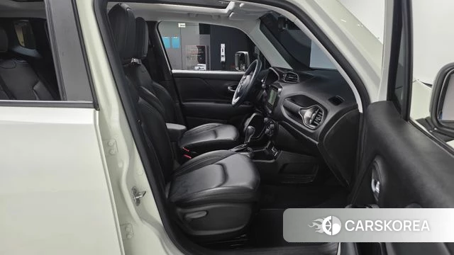 Jeep Renegade id 4922730 из Кореи 2