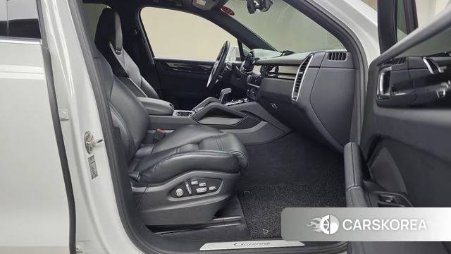 Porsche Cayenne (PO536) id 4930878 из Кореи 2