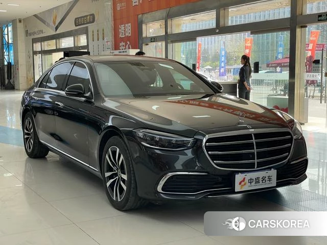 Mercedes-Benz S-Class 2023 Черный из Китая, фото 2