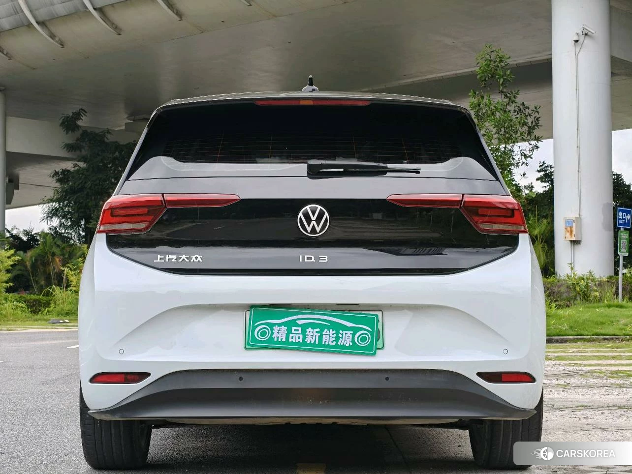 Volkswagen ID.3 2021 Белый из Китая, фото 2