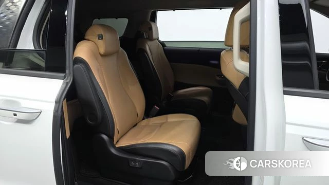 Kia Carnival 4th generation 2021 Белый из Кореи, фото 2