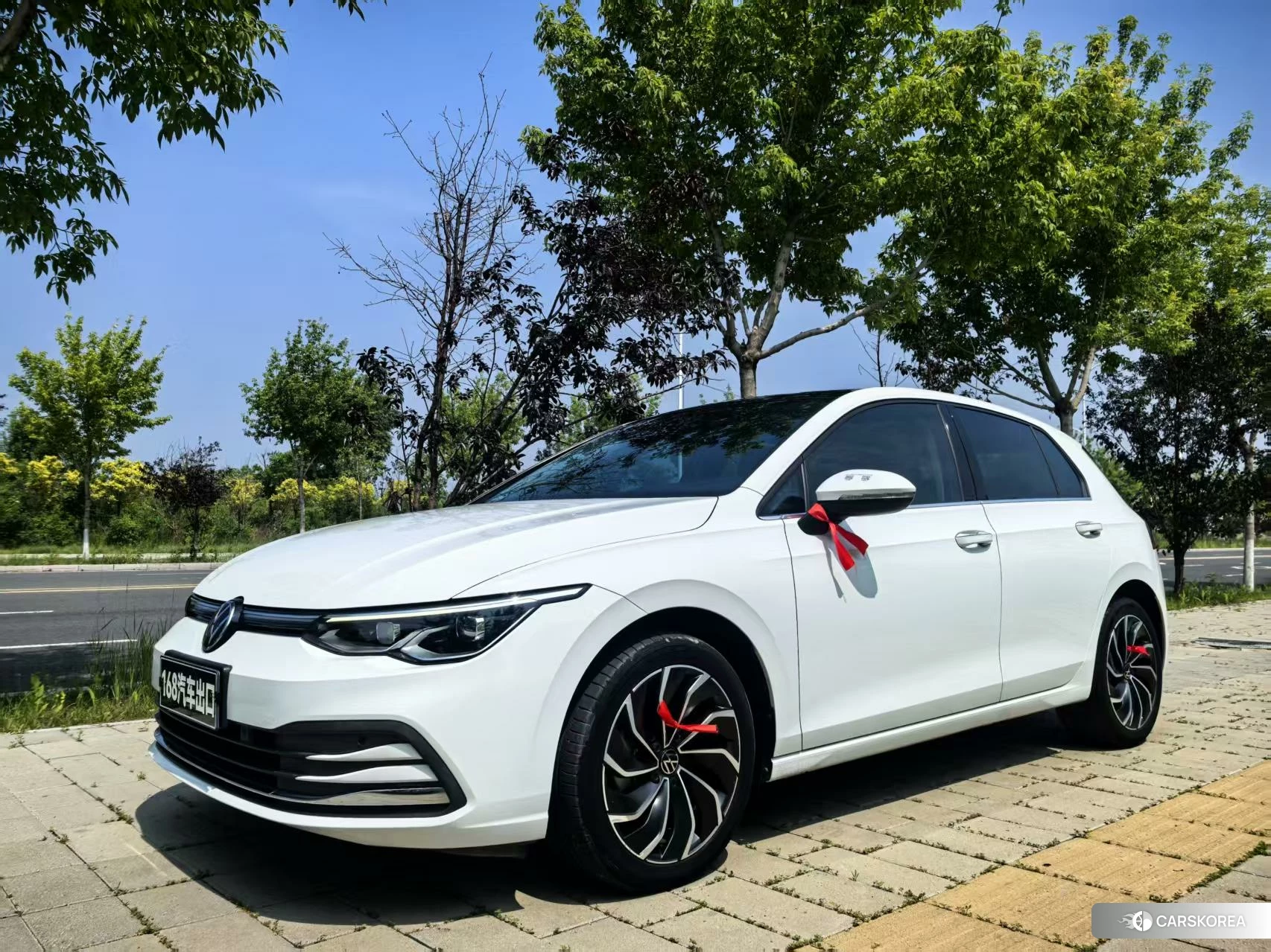Volkswagen Golf 2020 Белый из Китая, фото 2