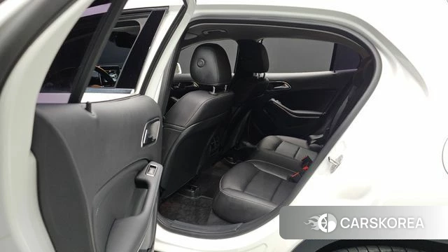 Mercedes-Benz GLA-Class X156 2019 Белый из Кореи, фото 2