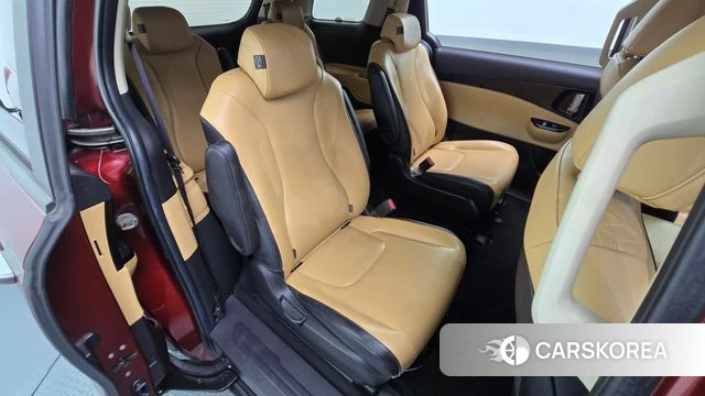 Kia Carnival 4th generation 2020 Красный из Кореи, фото 2