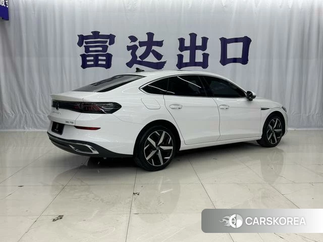 Volkswagen Lamando 2022 Белый из Китая, фото 2