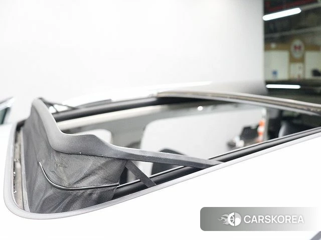 Volkswagen Tiguan Allspace 2023 Серебристо-серый из Кореи, фото 2