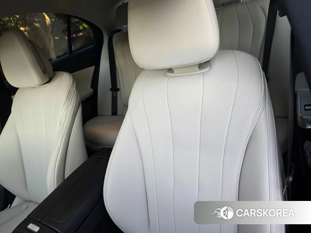 Mercedes-Benz E-Class W214 2024 Черный из Кореи, фото 2