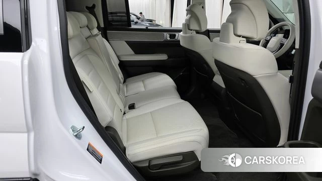 Hyundai Santa Fe (MX5) 2024 Белый из Кореи, фото 2