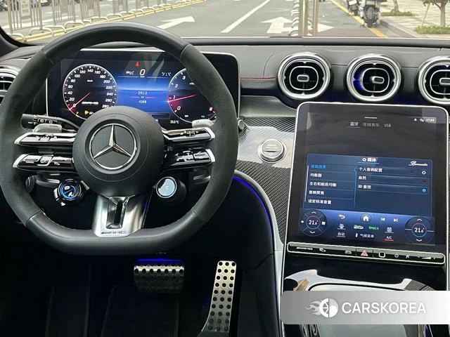 Mercedes-Benz AMG C-Class 2025 Белый из Китая, фото 2