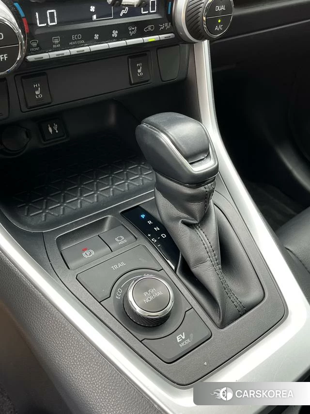 Toyota RAV4 2021 Белый из Китая, фото 2