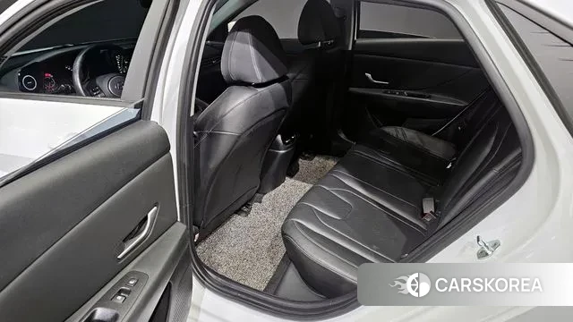 Hyundai Avante (CN7) 2022 Белый из Кореи, фото 2