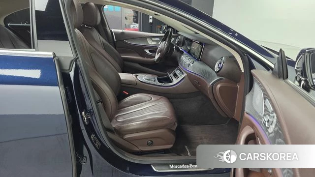 Mercedes-Benz CLS-Class C257 2021 Синий из Кореи, фото 2