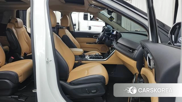 Kia Carnival 4th generation 2022 Белый из Кореи, фото 2