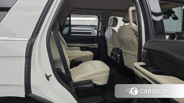 Ford Expeditation 2021 Белый из Кореи, фото 2