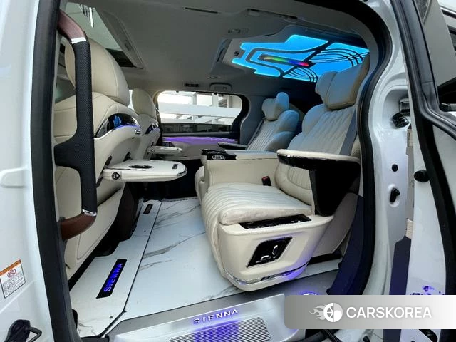 Toyota Sienna 2025 Белый из Китая, фото 2
