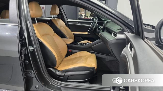 Kia K5 3rd generation 2021 Серый из Кореи, фото 2