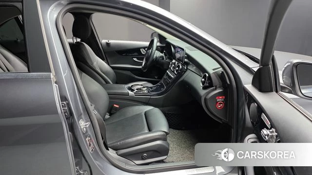 Mercedes-Benz C-Class W205 2019 Серый из Кореи, фото 2