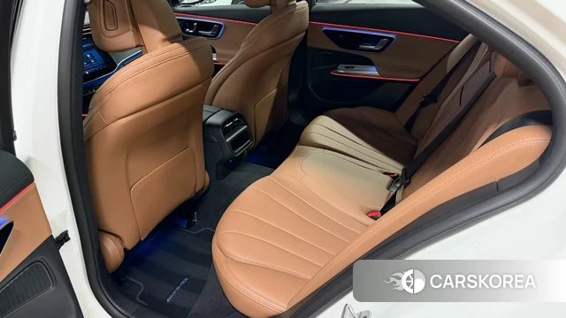 Mercedes-Benz E-Class W214 2026 Белый из Кореи, фото 2