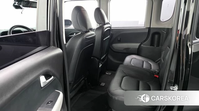 Kia The New Kia Ray 2023 Черный из Кореи, фото 2