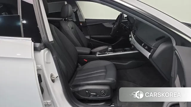 Audi A5 (F5) 2023 Белый из Кореи, фото 2
