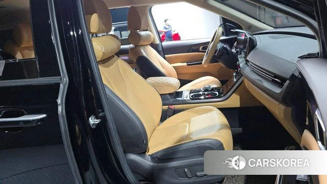 Kia Carnival 4th generation 2022 Черный из Кореи, фото 2