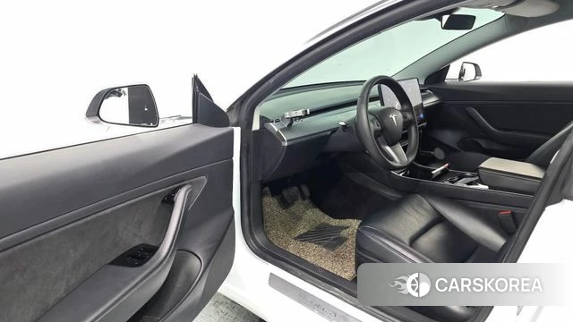 Tesla Model 3 2020 Белый из Кореи, фото 2