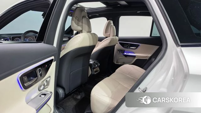 Mercedes-Benz GLC-Class X254 2025 Белый из Кореи, фото 2