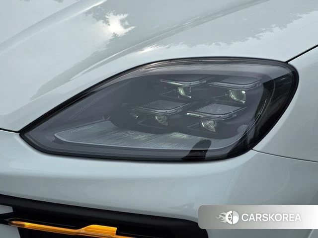 Porsche Cayenne (PO536) 2024 Белый из Кореи, фото 2
