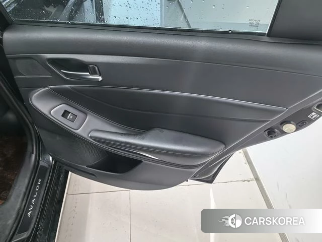 Toyota Avalon 2021 Черный из Китая, фото 2