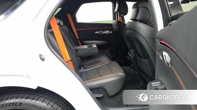 Genesis GV70 2025 Белый из Кореи, фото 2