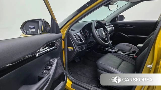 Kia Seltos 2019 Желтый из Кореи, фото 2