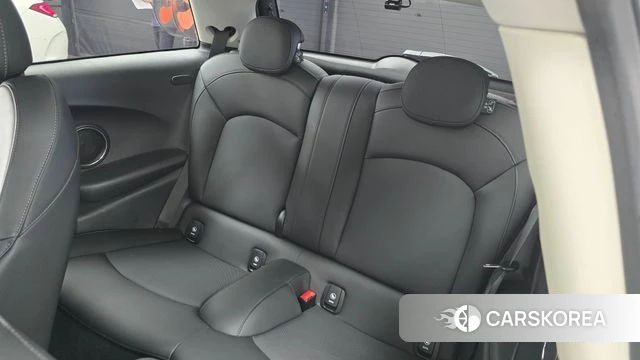 Mini Cooper 2020 Черный из Кореи, фото 2