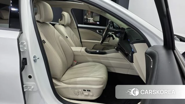 Kia The New K8 Hybrid 2024 Белый из Кореи, фото 2