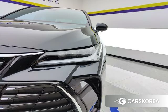 Toyota Avalon 2023 Черный из Китая, фото 2