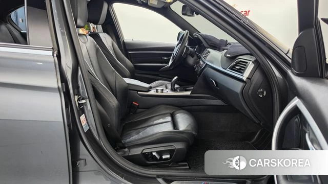 BMW 3 Series (F30) 2018 Серый из Кореи, фото 2
