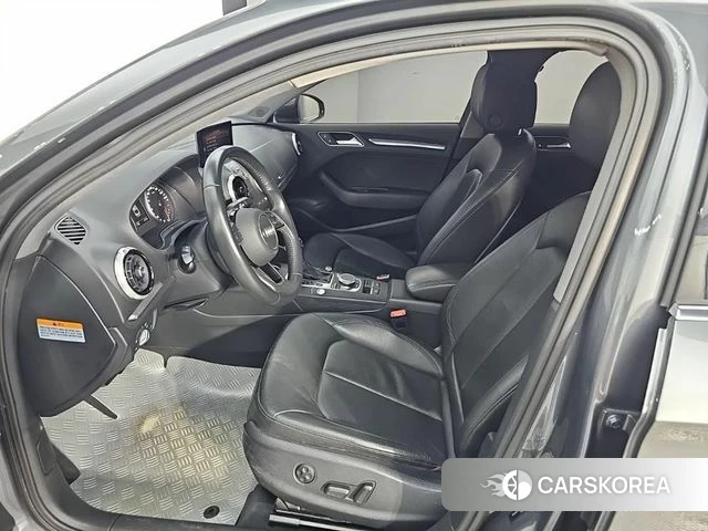 Audi New A3 2018 Серый из Кореи, фото 2