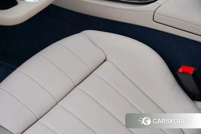Mercedes-Benz E-Class 2023 Белый из Китая, фото 2