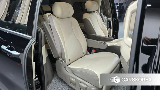 Kia The New Carnival 4th Generation 2024 Черный из Кореи, фото 2