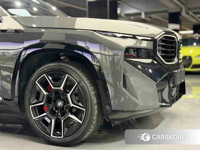 BMW XM 2026 Темно-серый из Китая, фото 2