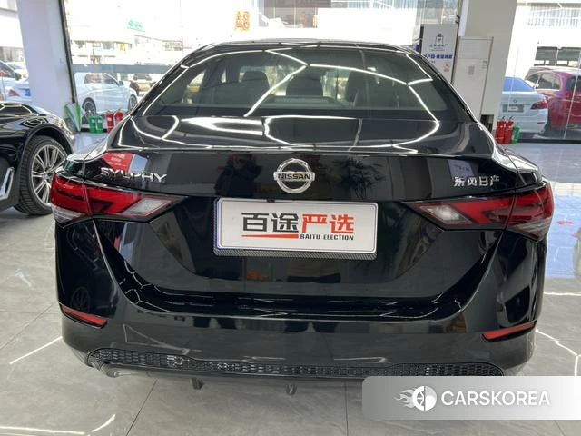 Nissan Sylphy 2021 Черный из Китая, фото 2