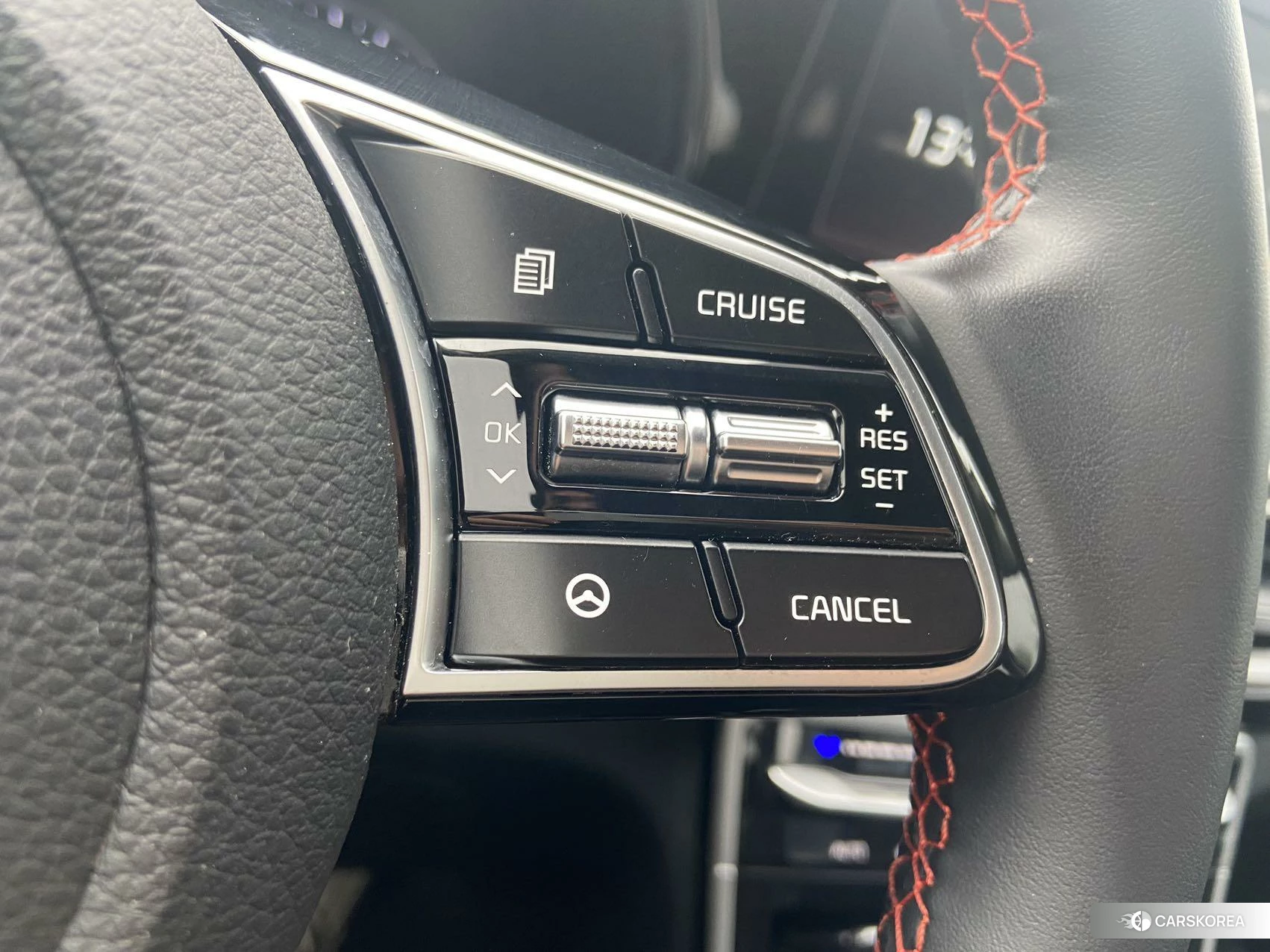 Kia KX3 2021 Белый из Китая, фото 2