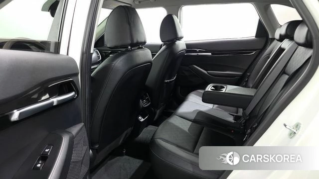 Kia Seltos 2022 Белый из Кореи, фото 2