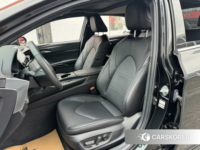 Toyota Avalon 2022 Черный из Китая, фото 2