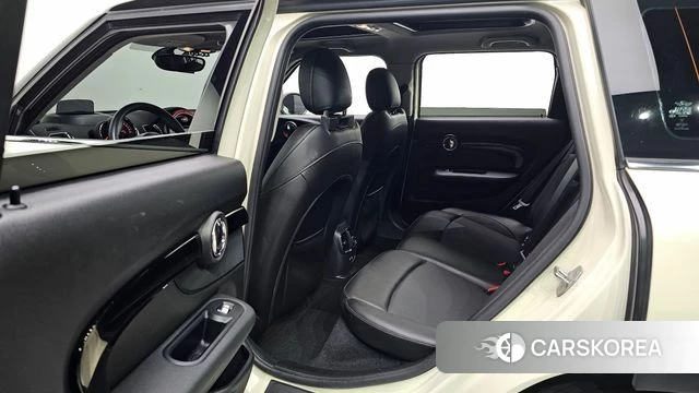 Mini Cooper Clubman 2019 Жемчужный цвет из Кореи, фото 2