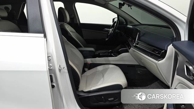 Kia Sportage 5th Generation 2021 Белый из Кореи, фото 2