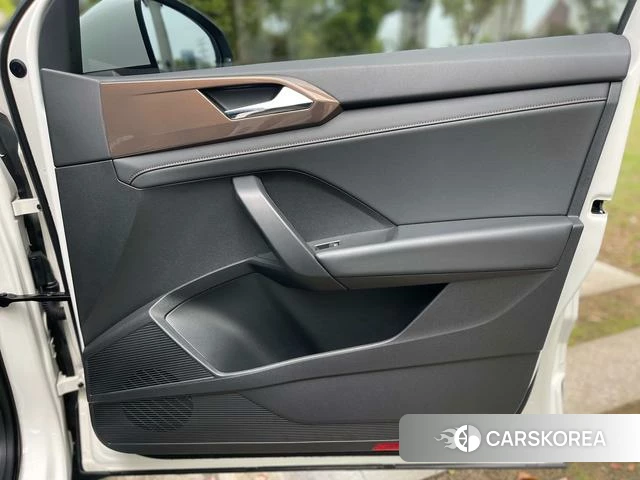 Volkswagen Tharu 2021 Белый из Китая, фото 2