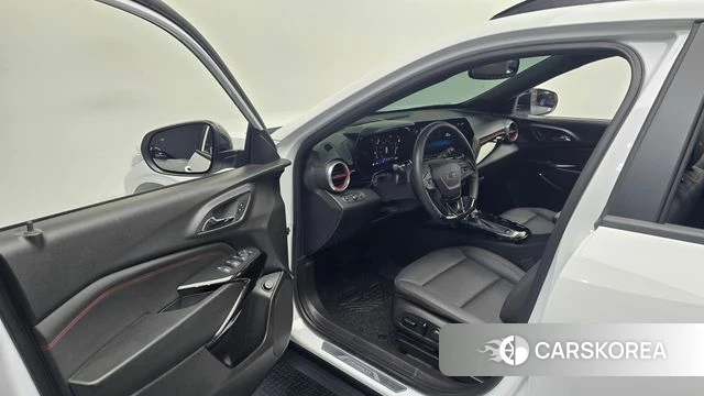 Chevrolet (GM Daewoo) Trax Crossover 2023 Белый из Кореи, фото 2