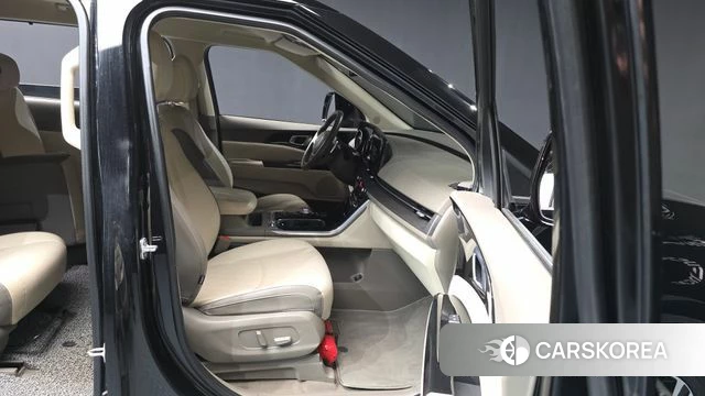 Kia Carnival 4th generation 2021 Черный из Кореи, фото 2
