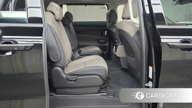 Kia The New Carnival 4th Generation 2025 Черный из Кореи, фото 2